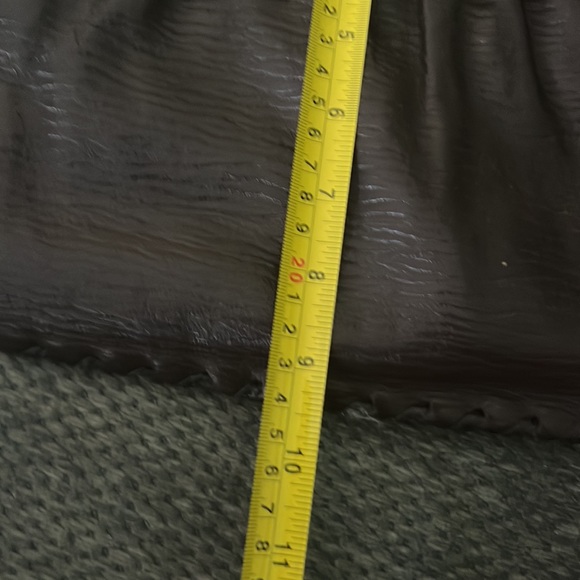 Fendi leather bag bought in Italy bought in the 80’s . Excellent cond - Picture 8 of 10